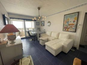 Appartement 2 pièces, 4 couchages, balcon, parking privé, proche plage - FR-1-224C-274